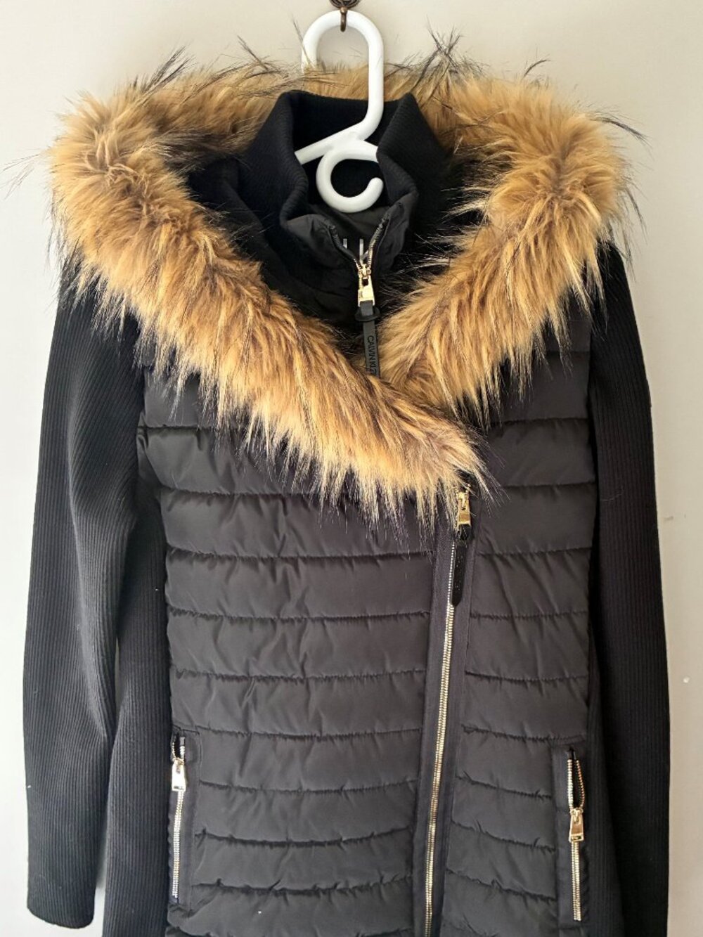 Winter coat NEW - Manteau d'hiver NEUF / Veste matelassée (Puffer jacket)